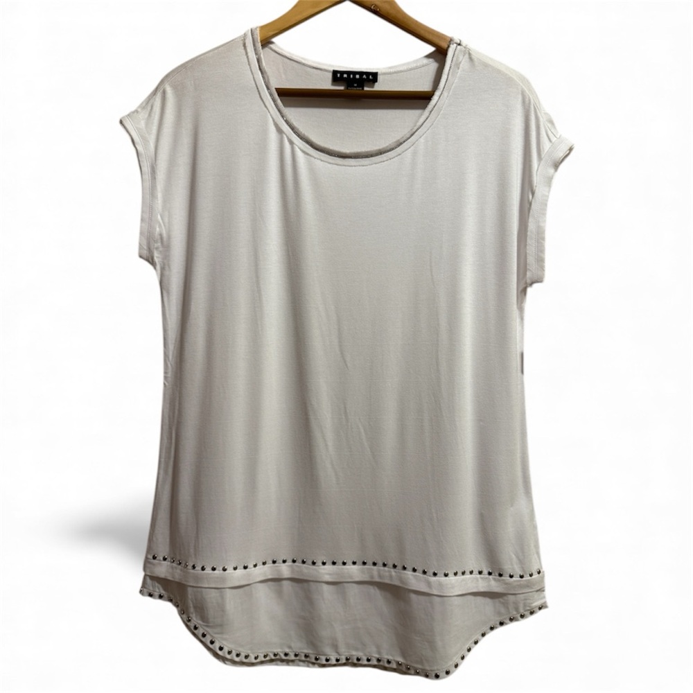 Tribal White Cap Sleeve Top with Stud Detail along Layered Hem Medium